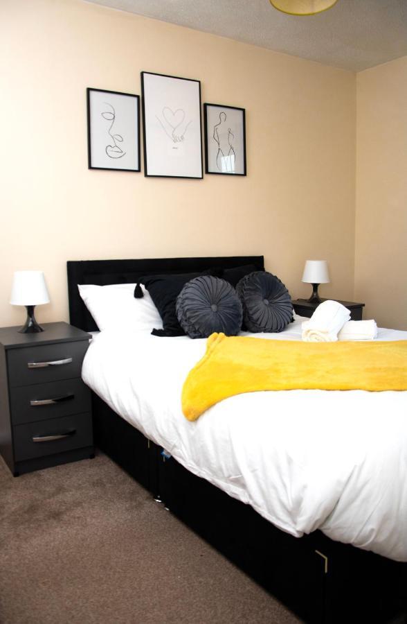Xb Property - Comfy House Perfect For Families Contractors Relocators West Bromwich Exterior foto